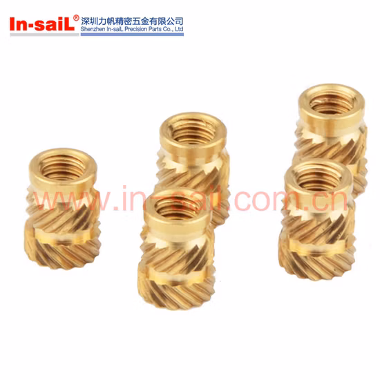 Dado con inserto filettato installato per materiale termoplastico